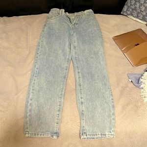 High waisted jeans